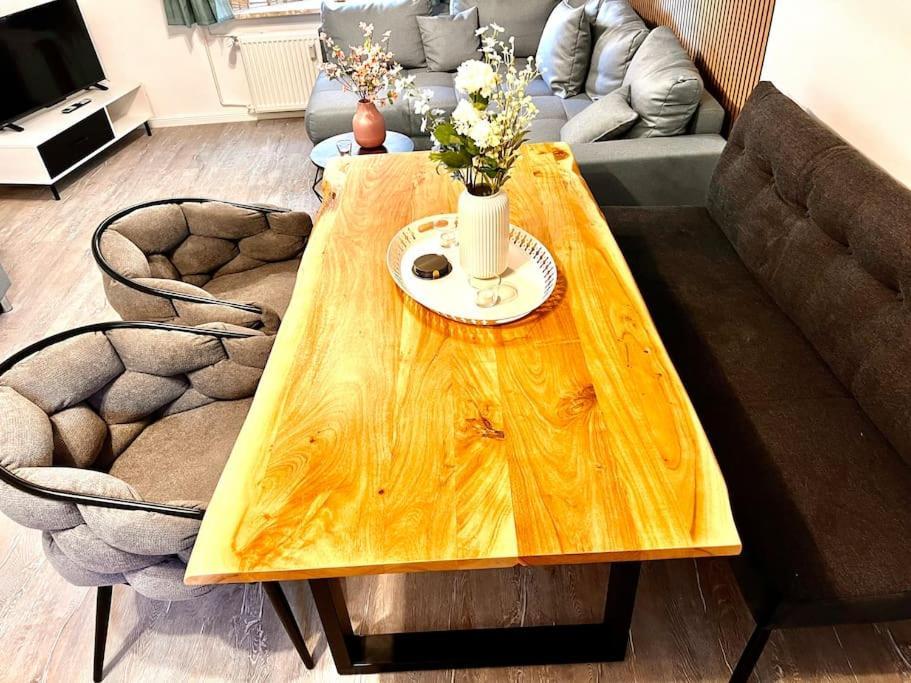 Neue Ferienwohnung Kuestennaehe Mit Terrasse 3Km Zum Strand Osdorf 外观 照片