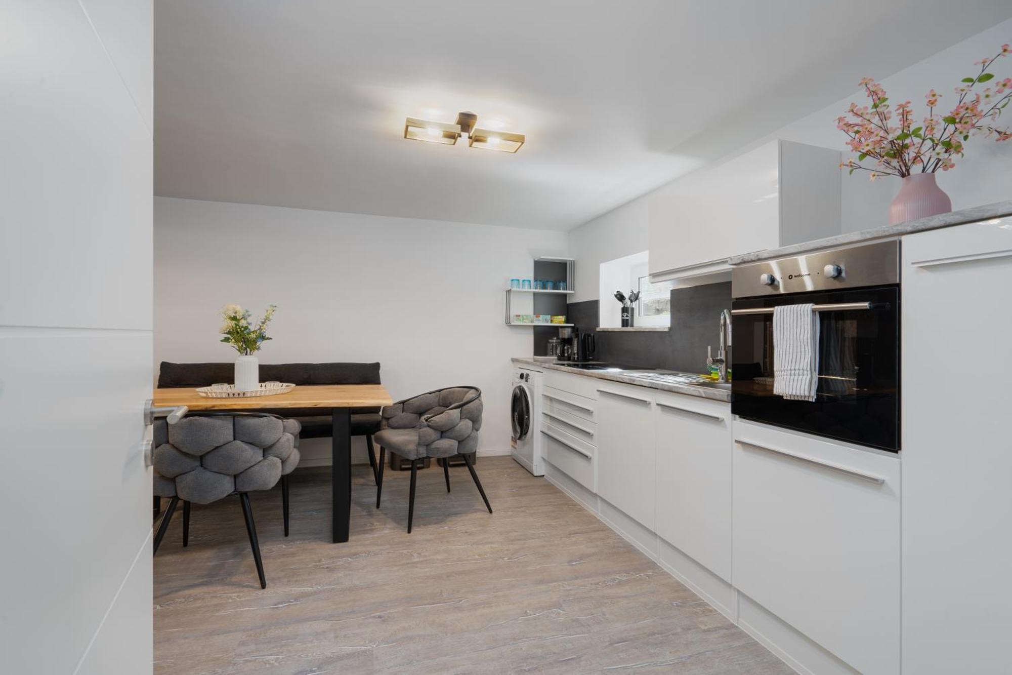 Neue Ferienwohnung Kuestennaehe Mit Terrasse 3Km Zum Strand Osdorf 外观 照片
